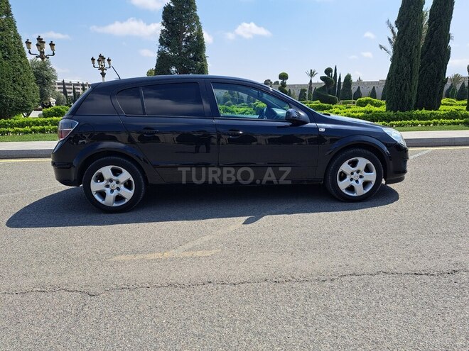 Opel Astra 2009, 198,000 km - 1.4 л - Gəncə