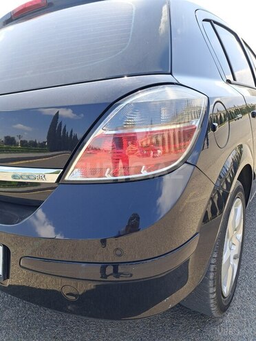 Opel Astra 2009, 198,000 km - 1.4 л - Gəncə