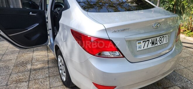 Hyundai Accent 2015, 127,000 km - 1.6 l - Bakı