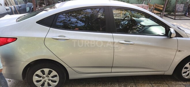 Hyundai Accent 2015, 127,000 km - 1.6 l - Bakı