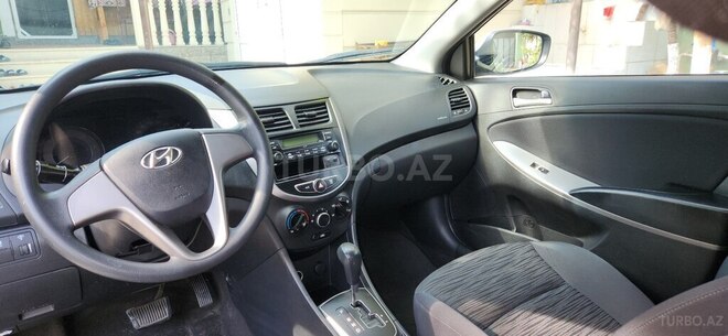 Hyundai Accent 2015, 127,000 km - 1.6 l - Bakı