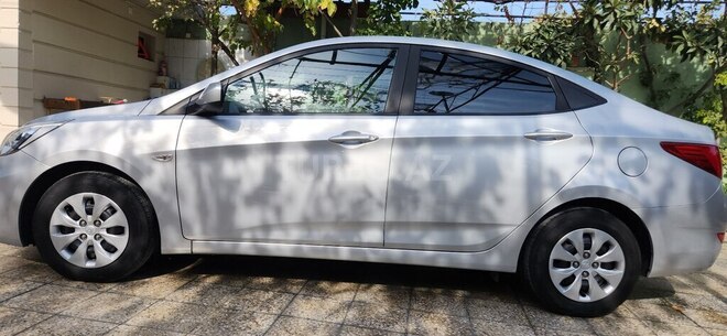 Hyundai Accent 2015, 127,000 km - 1.6 l - Bakı