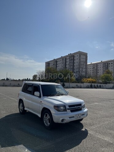 Mitsubishi Pajero io 2000, 300,000 km - 1.8 l - Gəncə