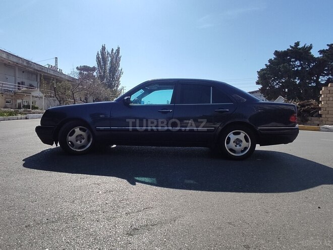 Mercedes E 320 1996, 283,000 km - 3.2 l - Bakı