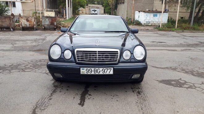 Mercedes E 240 1997, 391,000 km - 2.4 л - Sumqayıt
