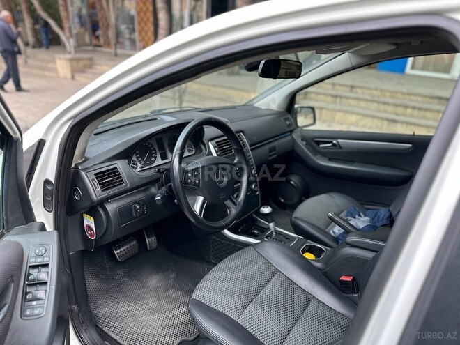 Mercedes B 170 2008, 200,000 km - 1.7 л - Bakı