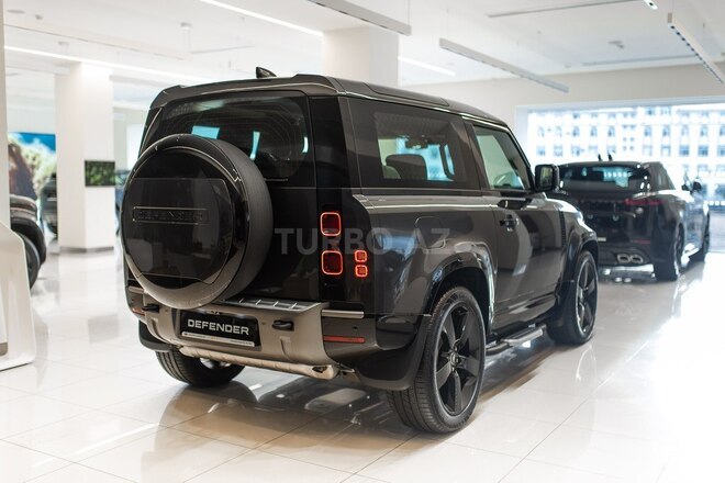 Land Rover Defender-18
