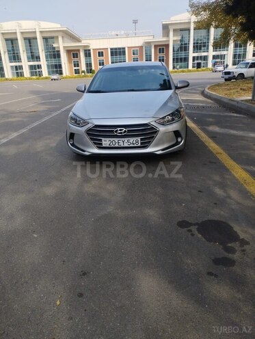Hyundai Elantra 2018, 90,000 km - 2.0 л - Gəncə