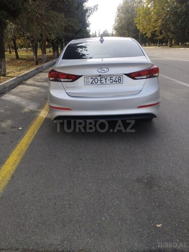 Hyundai Elantra 2018, 90,000 km - 2.0 л - Gəncə