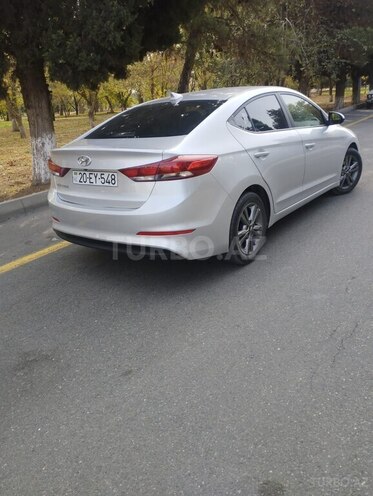 Hyundai Elantra 2018, 90,000 km - 2.0 л - Gəncə
