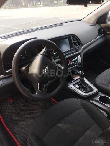 Hyundai Elantra 2018, 90,000 km - 2.0 л - Gəncə