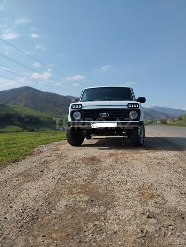 LADA (VAZ) Niva 2009, 300,000 km - 1.7 l - Bakı