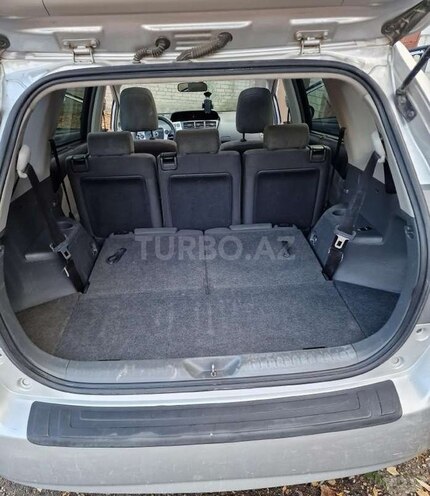Toyota Prius V 2015, 187,474 km - 1.8 l - Bakı