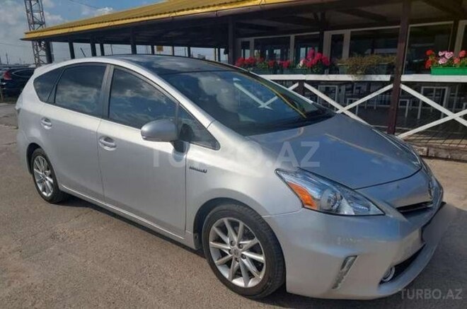 Toyota Prius V 2015, 187,474 km - 1.8 l - Bakı