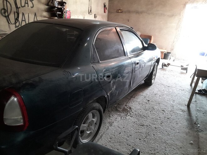 Daewoo Nubira 1998, 167,763 km - 2.0 l - Bakı