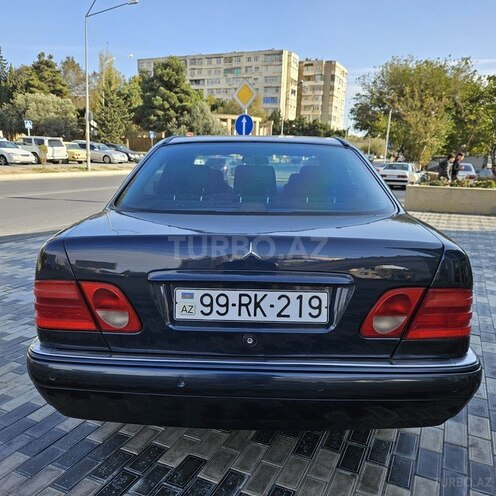 Mercedes E 240 1999, 450,000 km - 2.4 л - Bakı