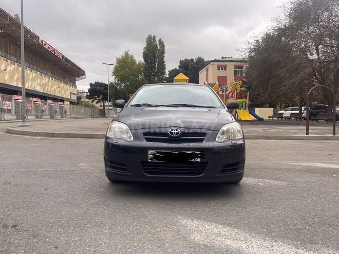 Toyota Corolla 2005, 247,000 km - 1.4 l - Bakı