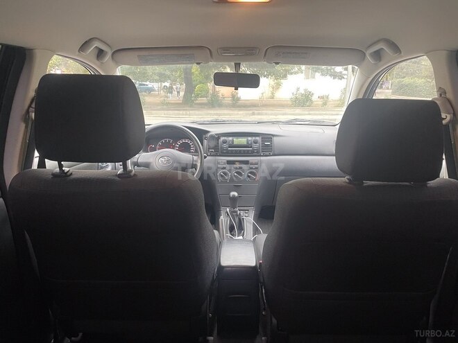 Toyota Corolla 2005, 247,000 km - 1.4 l - Bakı