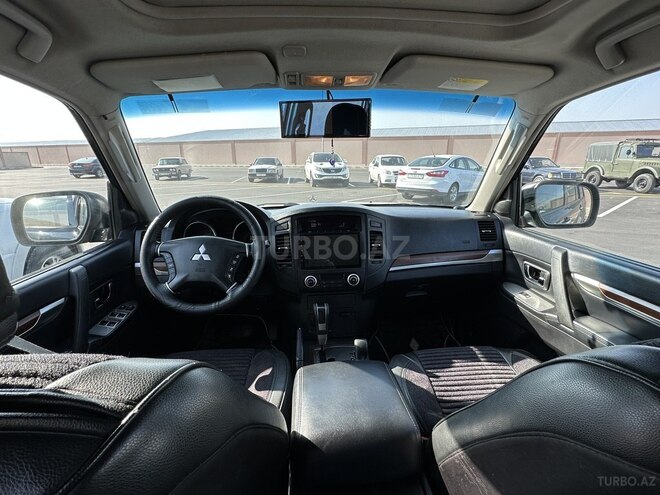 Mitsubishi Pajero 2009, 158,000 km - 3.0 l - Naxçıvan