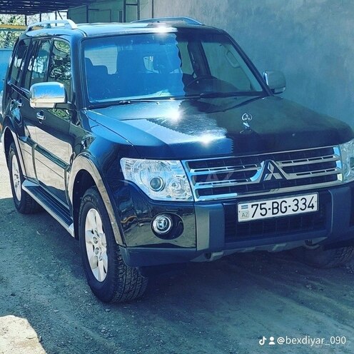 Mitsubishi Pajero 2009, 158,000 km - 3.0 l - Naxçıvan