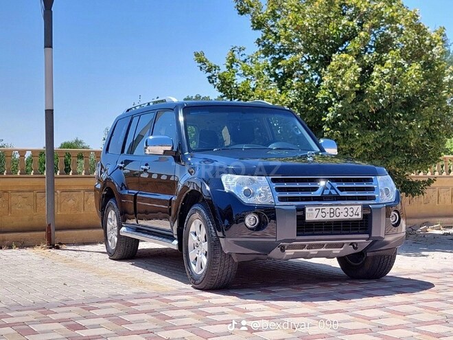 Mitsubishi Pajero 2009, 158,000 km - 3.0 l - Naxçıvan