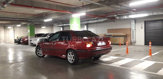 BMW 318 1994, 250,000 km - 1.8 l - Bakı