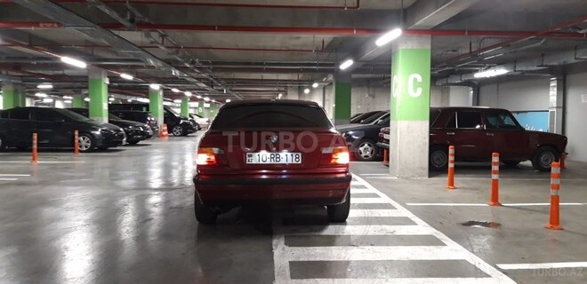 BMW 318 1994, 250,000 km - 1.8 l - Bakı