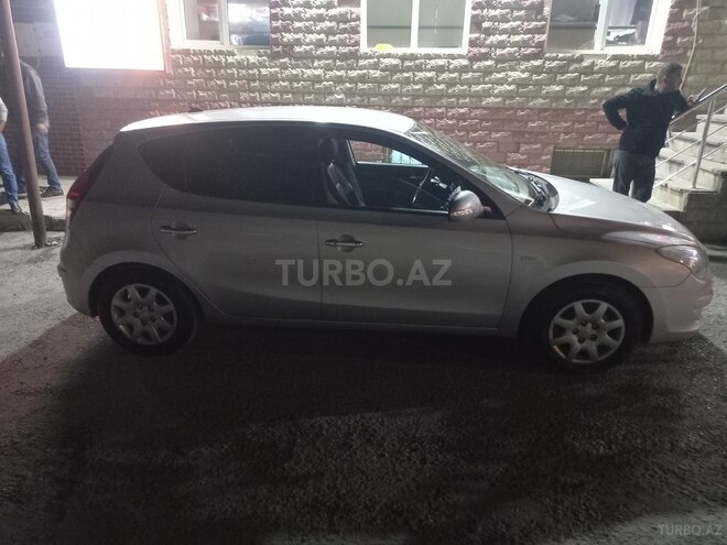 Hyundai i30 2010, 245,000 km - 1.6 l - Bakı