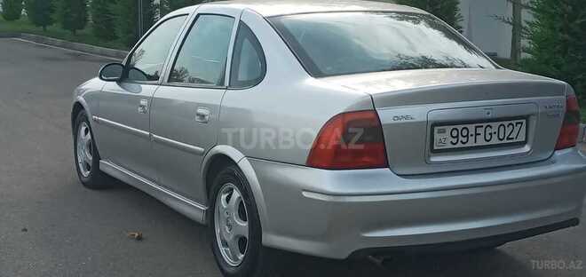 Opel Vectra 1999, 220,000 km - 1.6 l - Tovuz