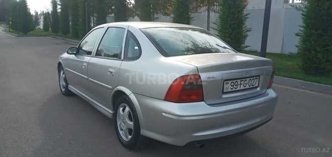 Opel Vectra 1999, 220,000 km - 1.6 l - Tovuz