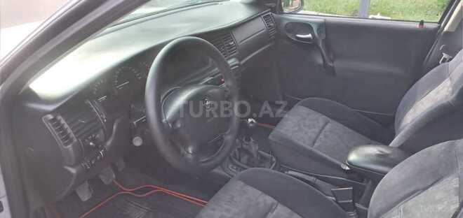 Opel Vectra 1999, 220,000 km - 1.6 l - Tovuz
