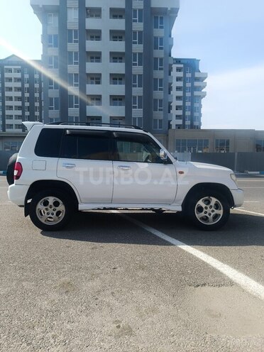 Mitsubishi Pajero io 2001, 235,000 km - 2.0 л - Sumqayıt