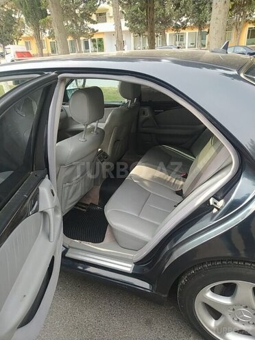 Mercedes E 240 1998, 267,000 km - 2.4 l - Bakı