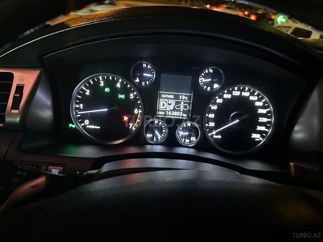 Lexus LX 570 2014, 176,000 km - 5.7 l - Bakı