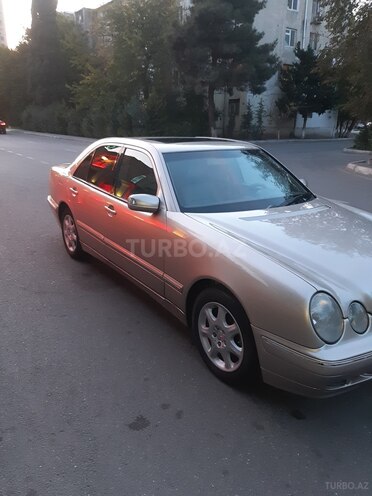 Mercedes E 320 2000, 430,000 km - 3.2 l - Bakı