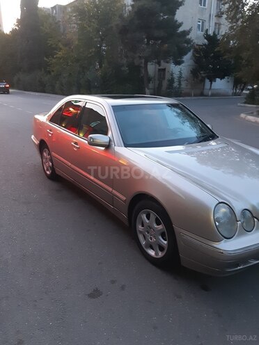 Mercedes E 320 2000, 430,000 km - 3.2 l - Bakı