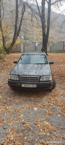 Mercedes C 220 1994, 440,000 km - 2.2 l - Qəbələ