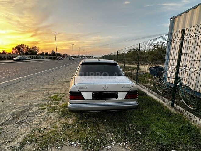 Mercedes E 200 1990, 500,000 km - 2.0 l - Bakı