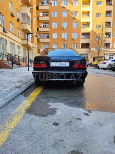 Mercedes E 240 2000, 357,086 km - 2.4 l - Bakı