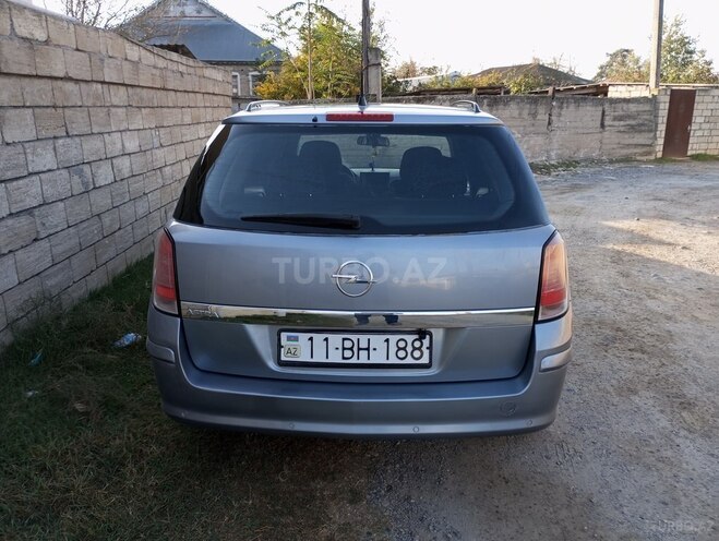 Opel Astra 2005, 234,000 km - 1.4 л - Beyləqan