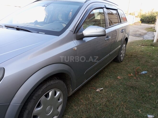 Opel Astra 2005, 234,000 km - 1.4 л - Beyləqan