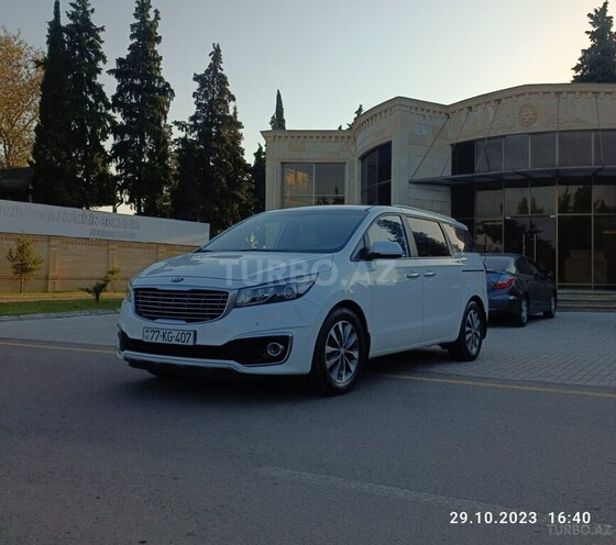 Kia Carnival 2016, 211,500 km - 2.2 l - Bakı