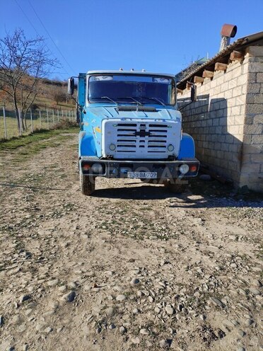 ZIL 4334 1991, 380,000 km - 6.0 l - Qusar