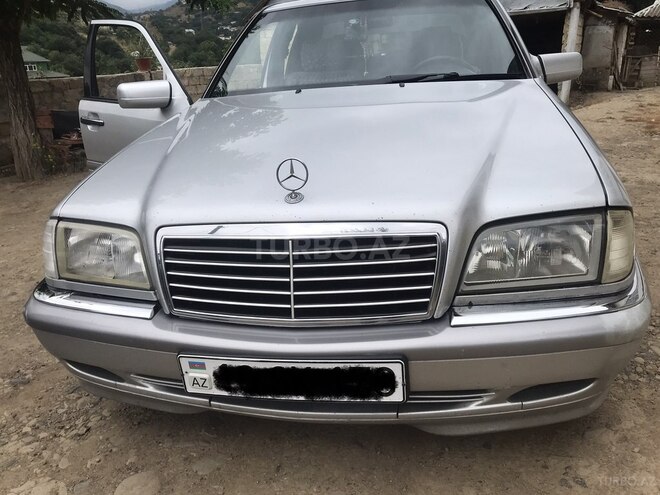 Mercedes C 180 2000, 450,000 km - 1.8 l - Yardımlı