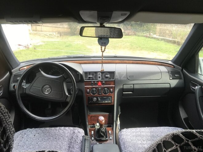 Mercedes C 180 2000, 450,000 km - 1.8 l - Yardımlı