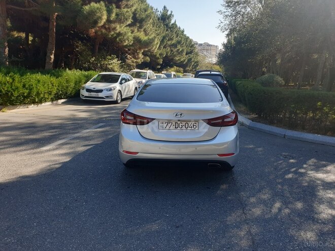Hyundai Elantra 2015, 80,100 km - 1.6 l - Bakı