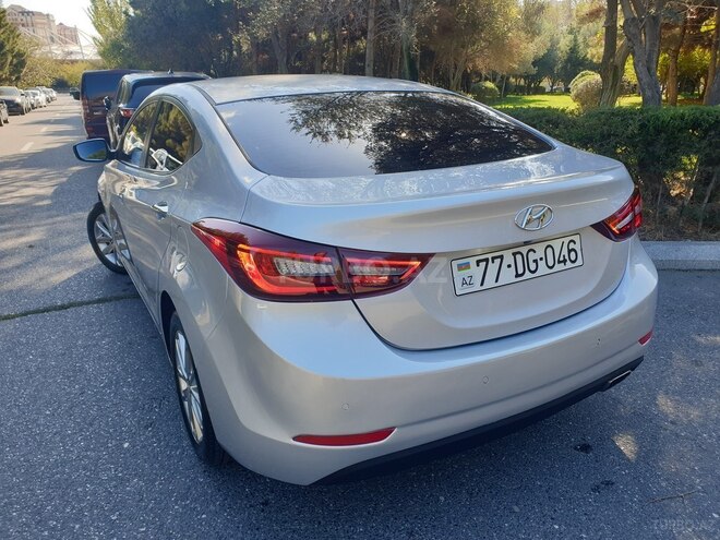 Hyundai Elantra 2015, 80,100 km - 1.6 l - Bakı