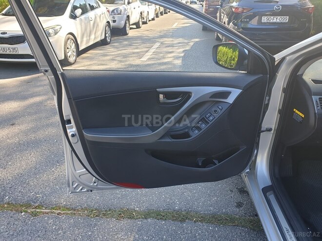 Hyundai Elantra 2015, 80,100 km - 1.6 l - Bakı