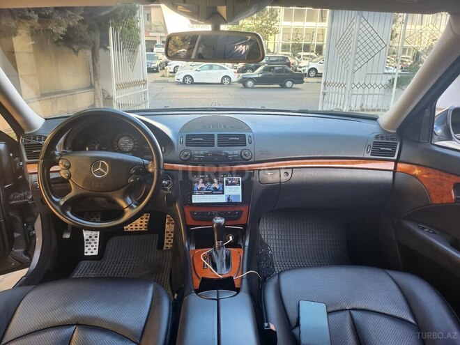 Mercedes E 220 2006, 256,000 km - 2.2 л - Bakı