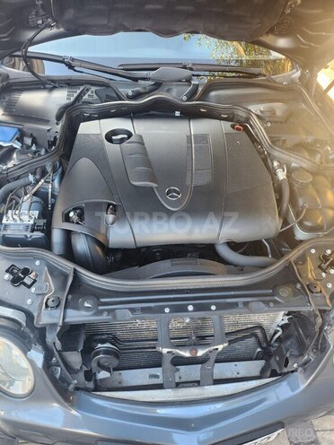 Mercedes E 220 2006, 256,000 km - 2.2 л - Bakı